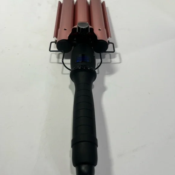 Digital Pink Curling Iron - Picture 4 of 6